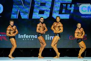 CLASSIC PHYSIQUE ЮНИОРЫ